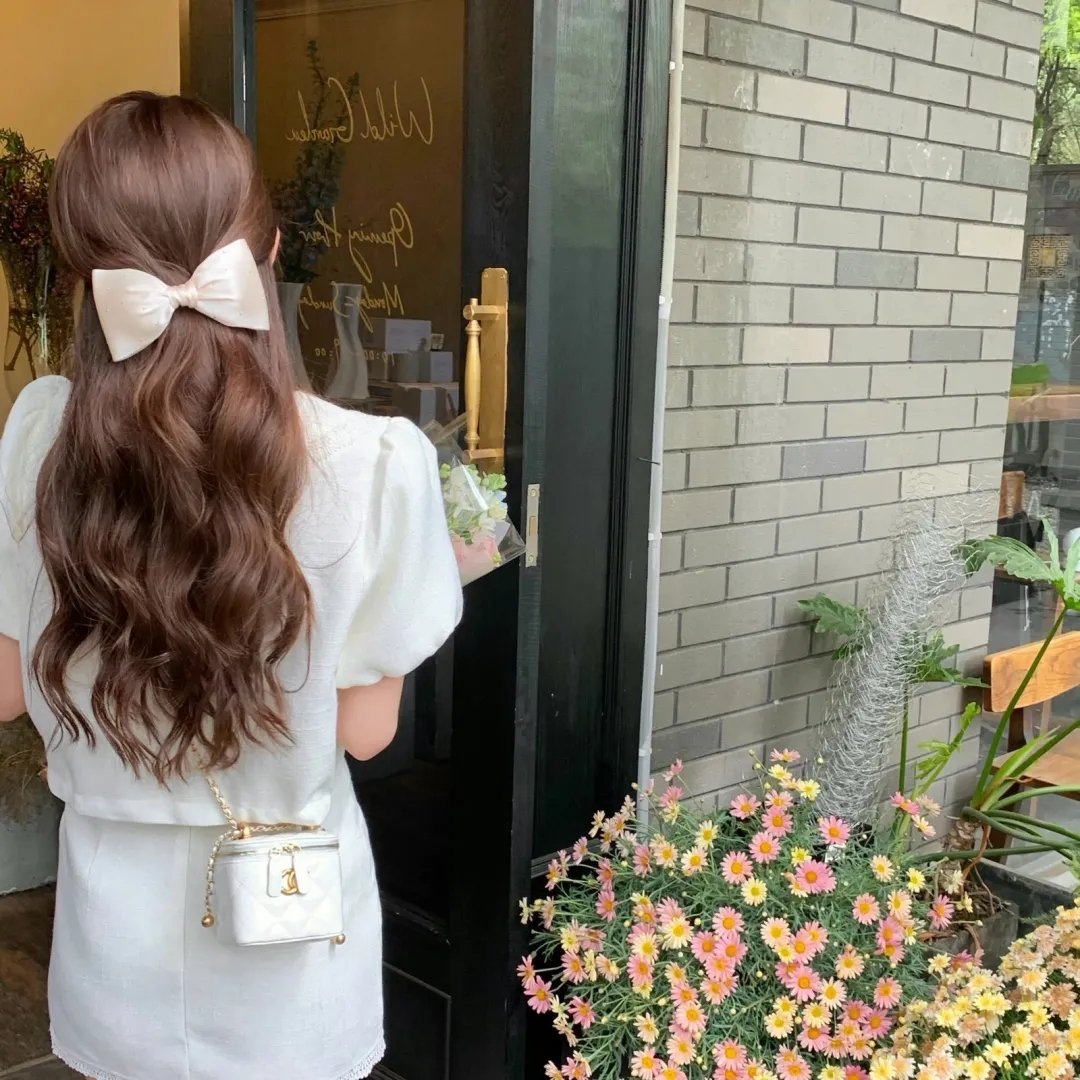法女情波